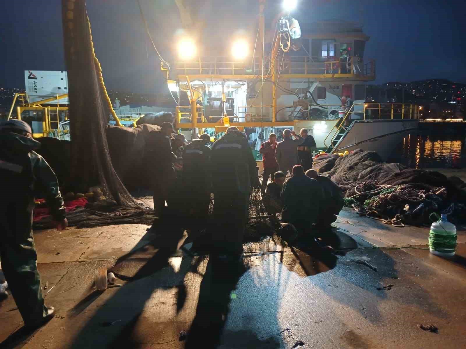 Ağlar bile palamuda dayanamadı