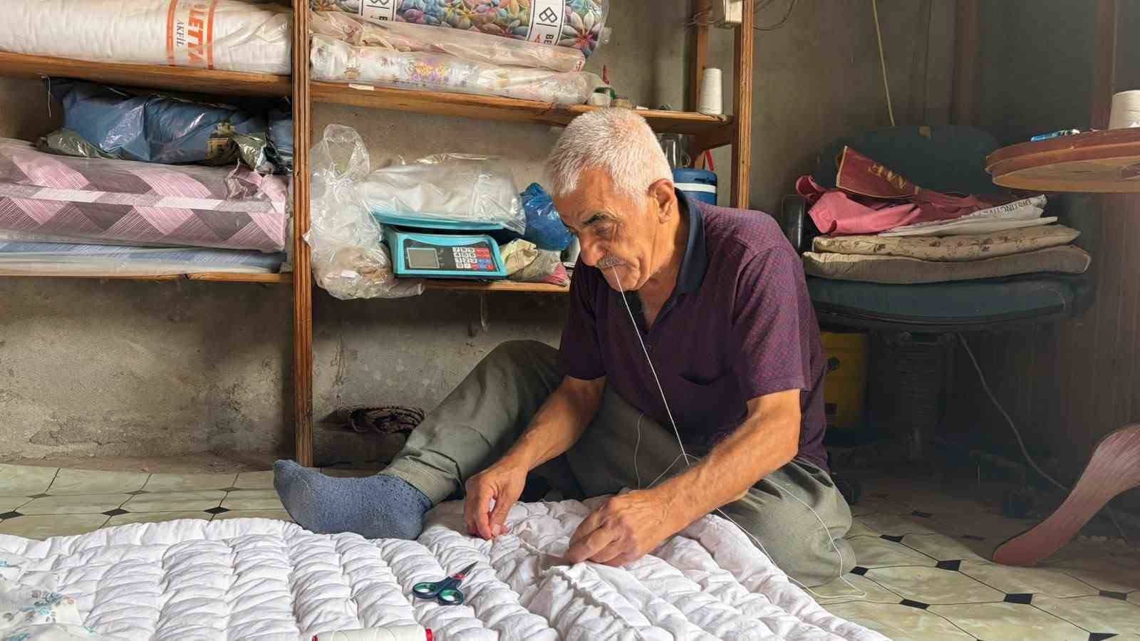 Osmaniye’de 54 yıldır yorganlara ilmek ilmek emek işliyor