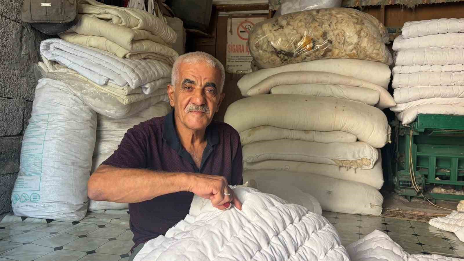 Osmaniye’de 54 yıldır yorganlara ilmek ilmek emek işliyor