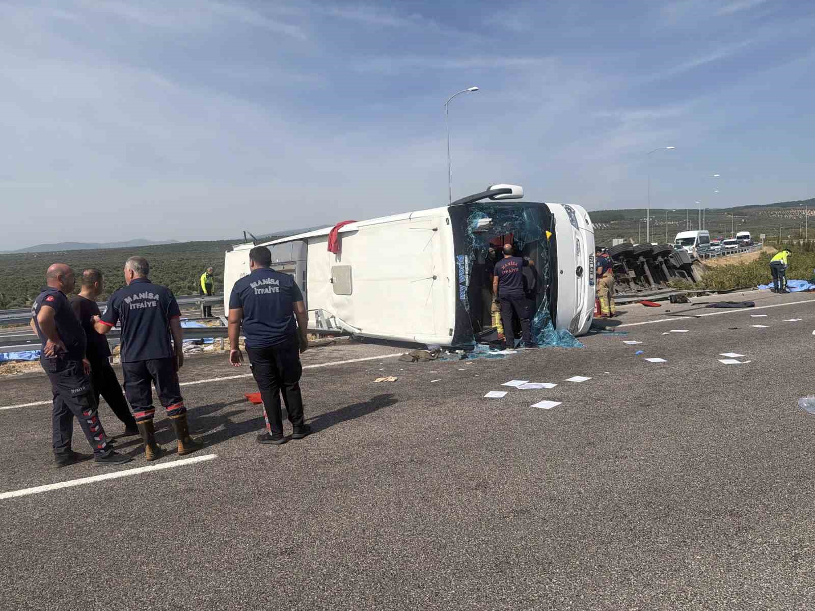 Bakan Çiftçi: "Manisa’nın Akhisar ilçesinde meydana gelen trafik kazasında ilk belirlemelere göre 11 vatandaşımız vefat etmiş, 37 vatandaşımız yaralanmıştır"