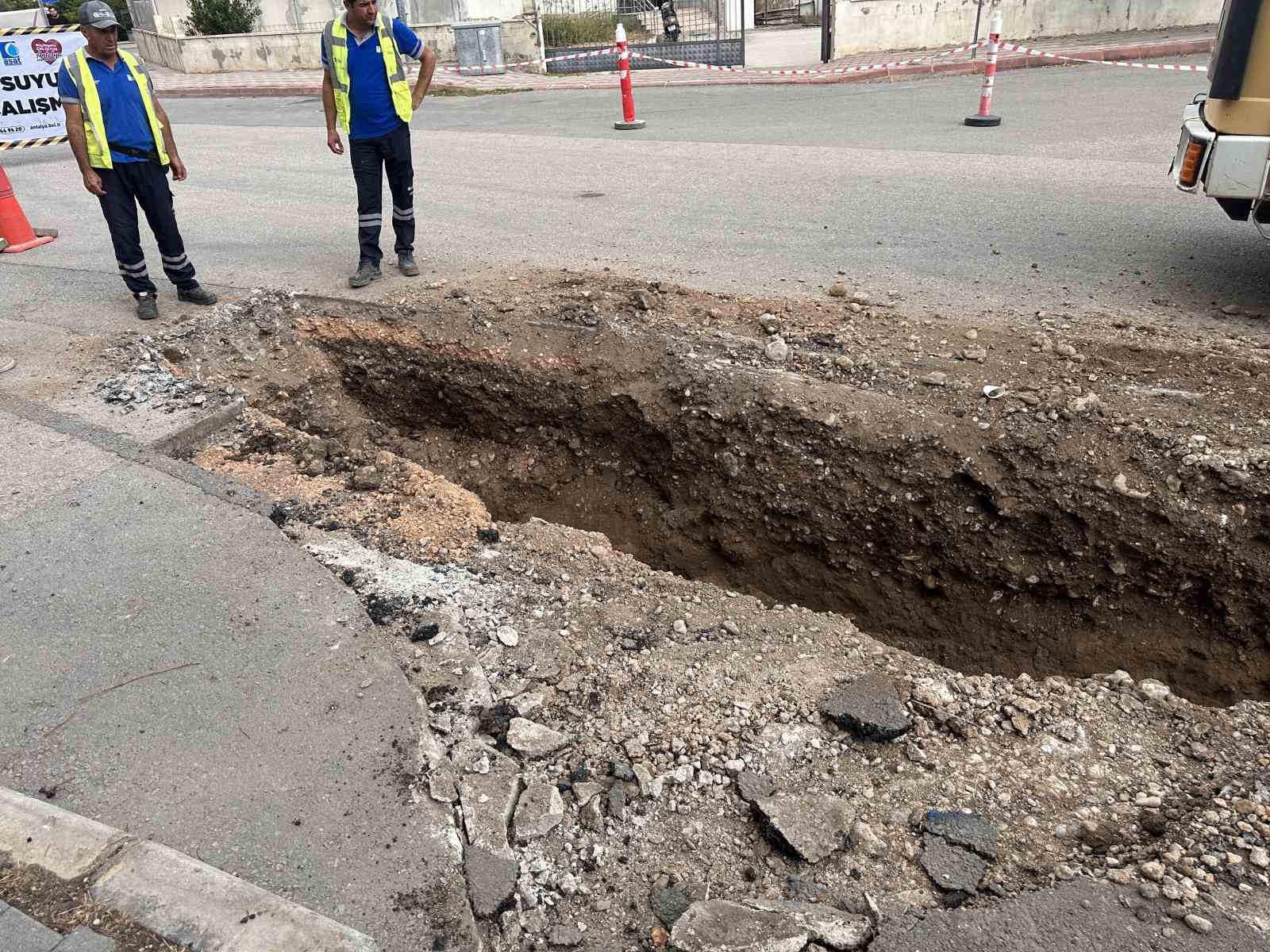 ASAT’tan Kemer Aslanbucak’a yeni içme suyu hattı