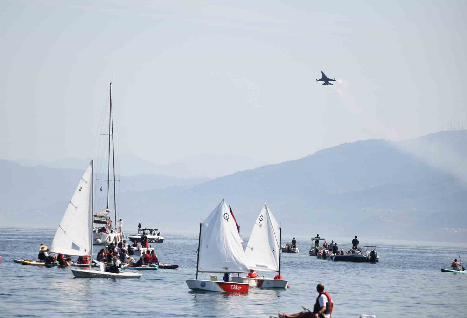 SOLOTÜRK Bursa’da nefesleri kesti