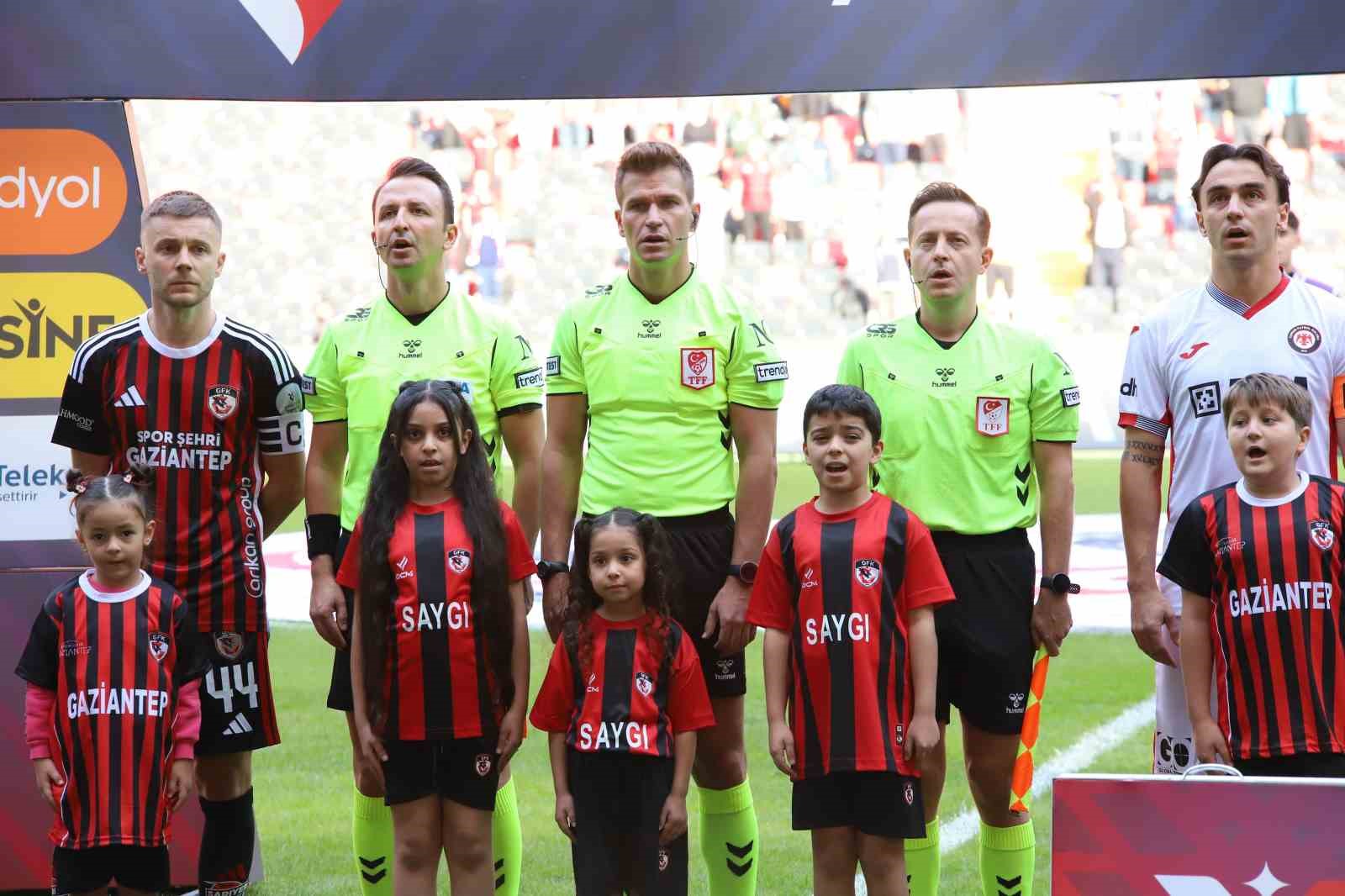 Trendyol Süper Lig: Gaziantep FK: 0 - Çorum FK: 0 (Maç devam ediyor)