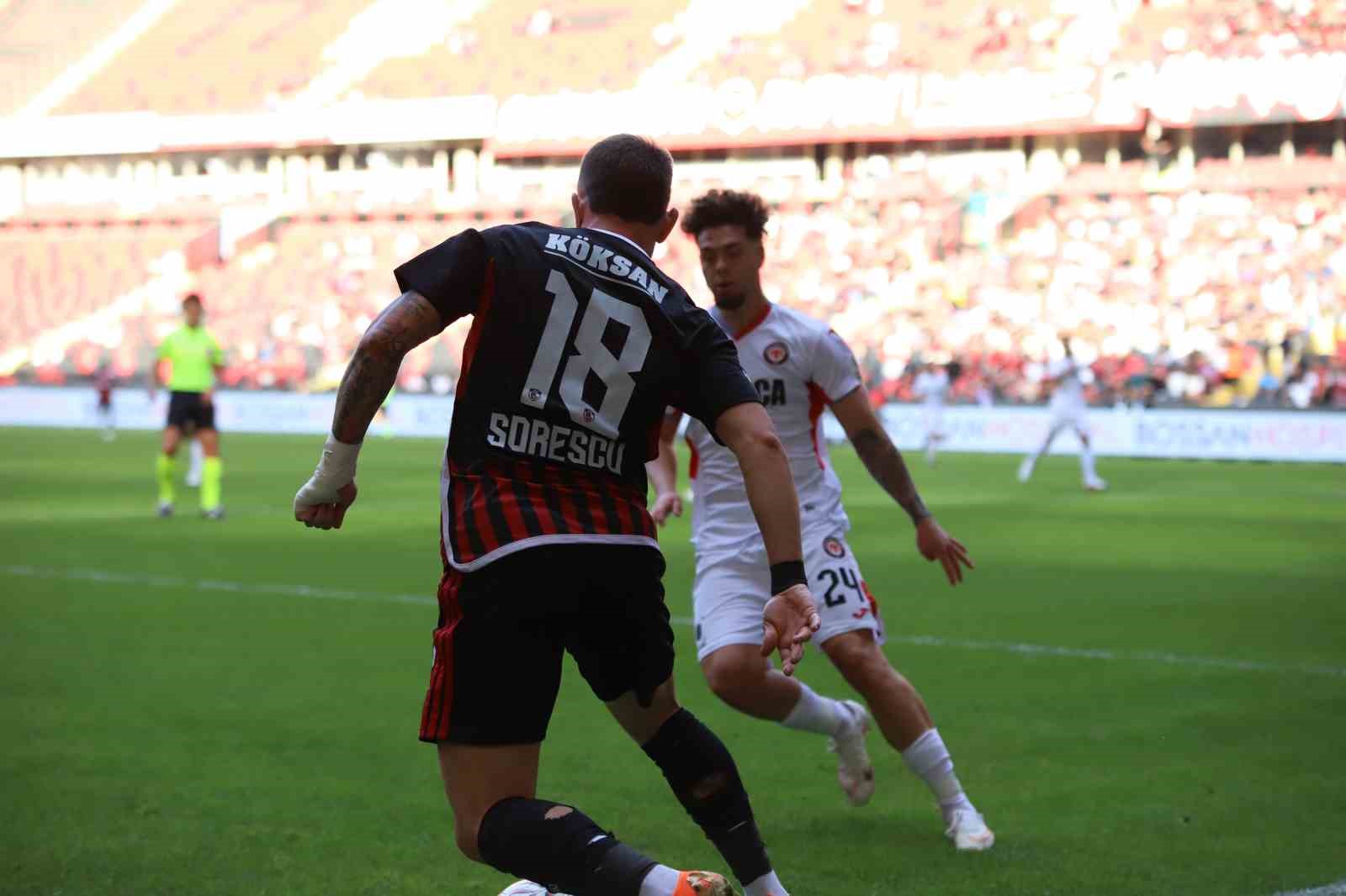 Trendyol Süper Lig: Gaziantep FK: 0 - Çorum FK: 0 (Maç devam ediyor)
