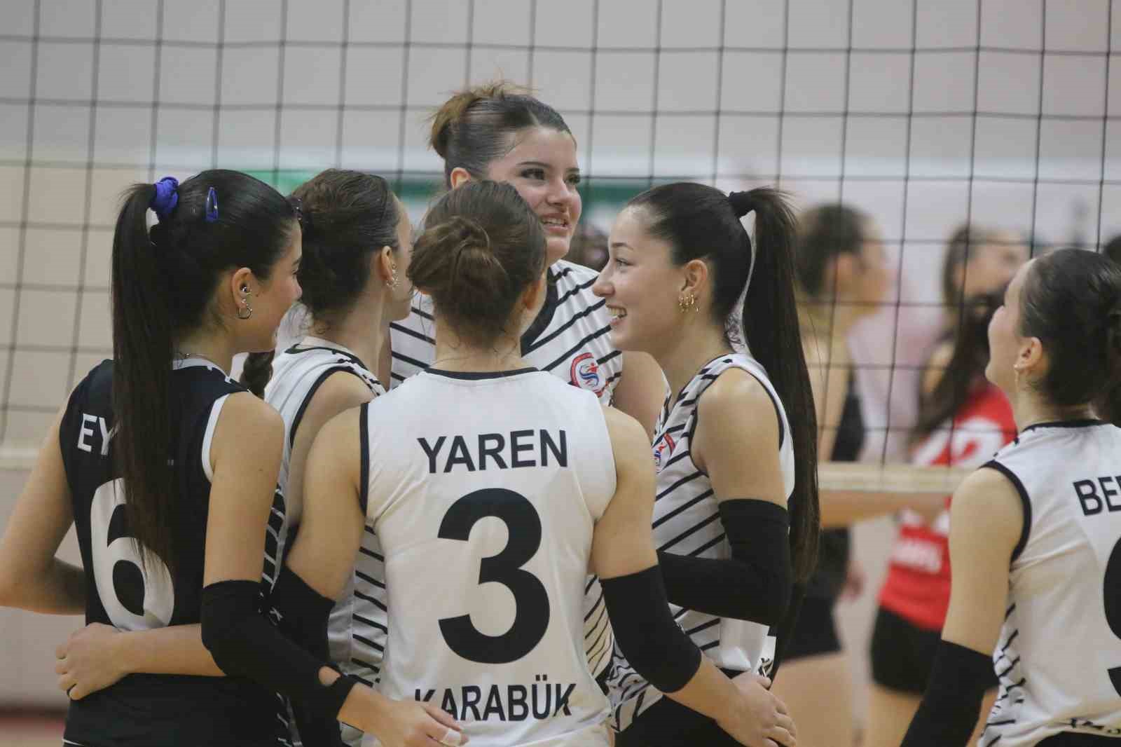 Karabük Gençlikspor evinde Gebze Gençlikspor’u mağlup etti