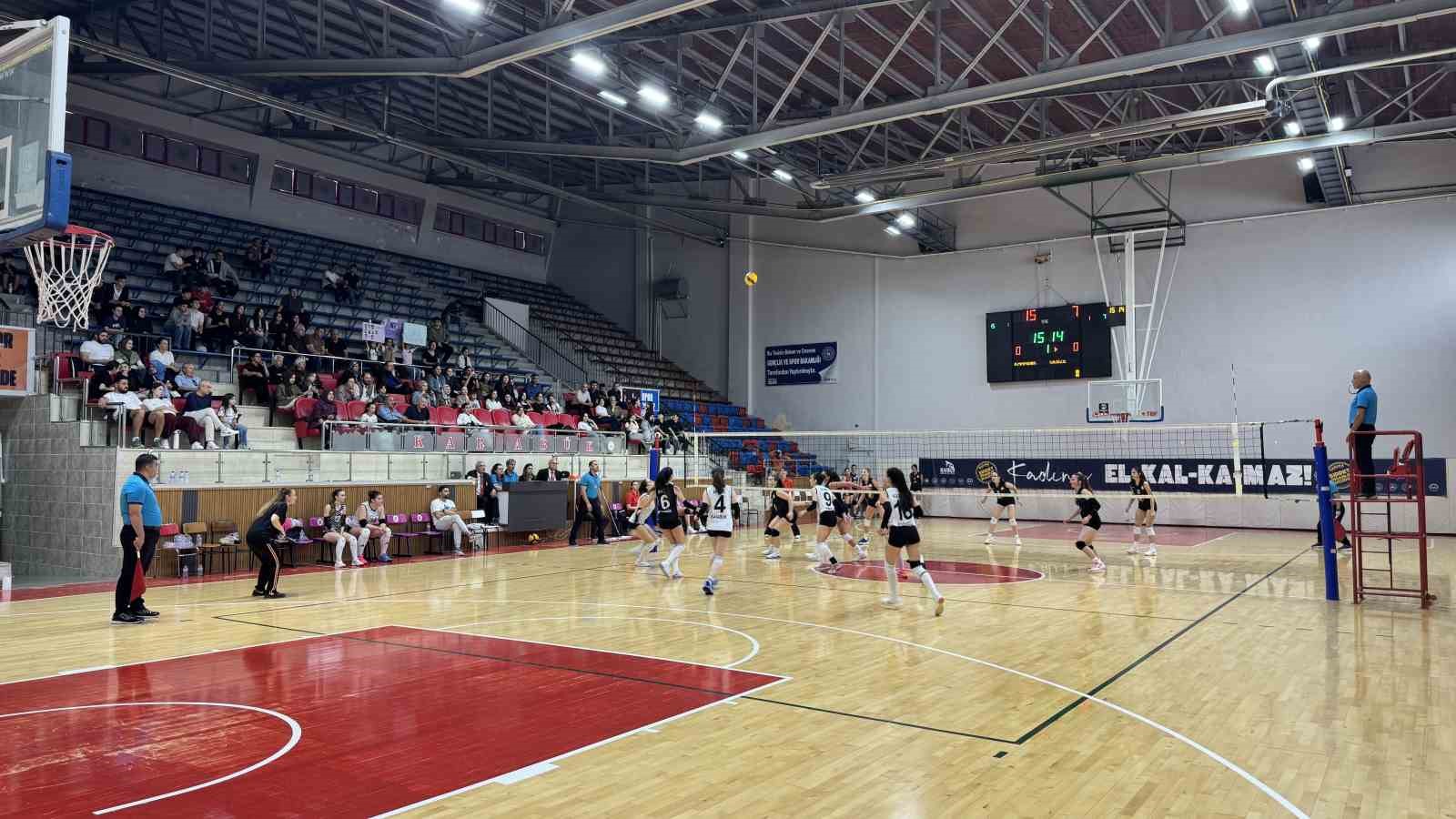 Karabük Gençlikspor evinde Gebze Gençlikspor’u mağlup etti