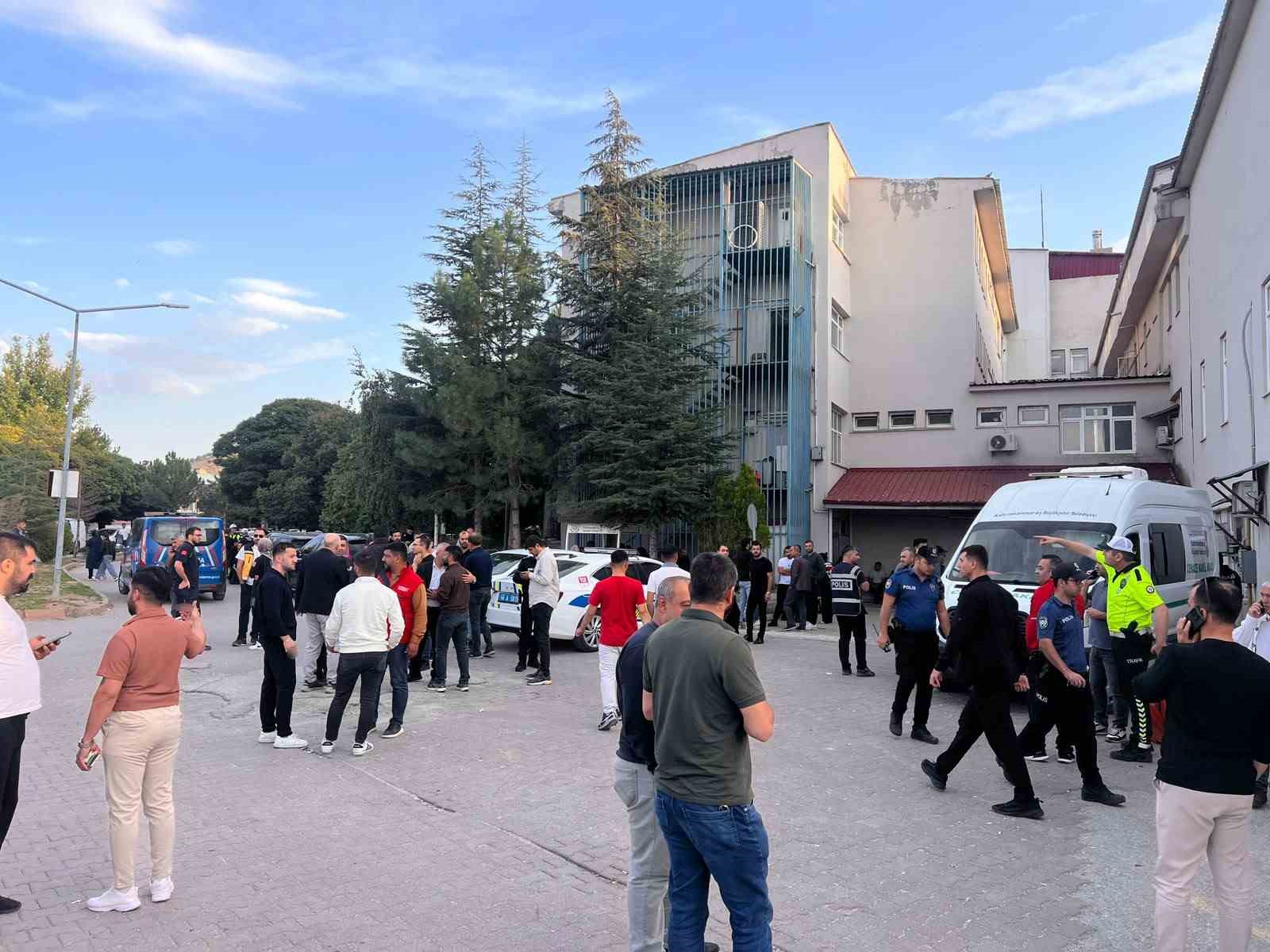 MHP’li milletvekili ve il başkanının konvoyunda kaza: 1 ölü, 7 yaralı
