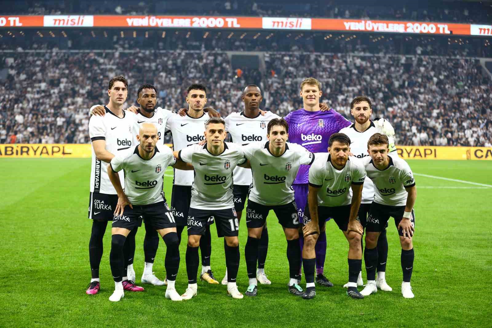 Trendyol Süper Lig: Beşiktaş: 0 - Kocaelispor: 0 (Maç devam ediyor)