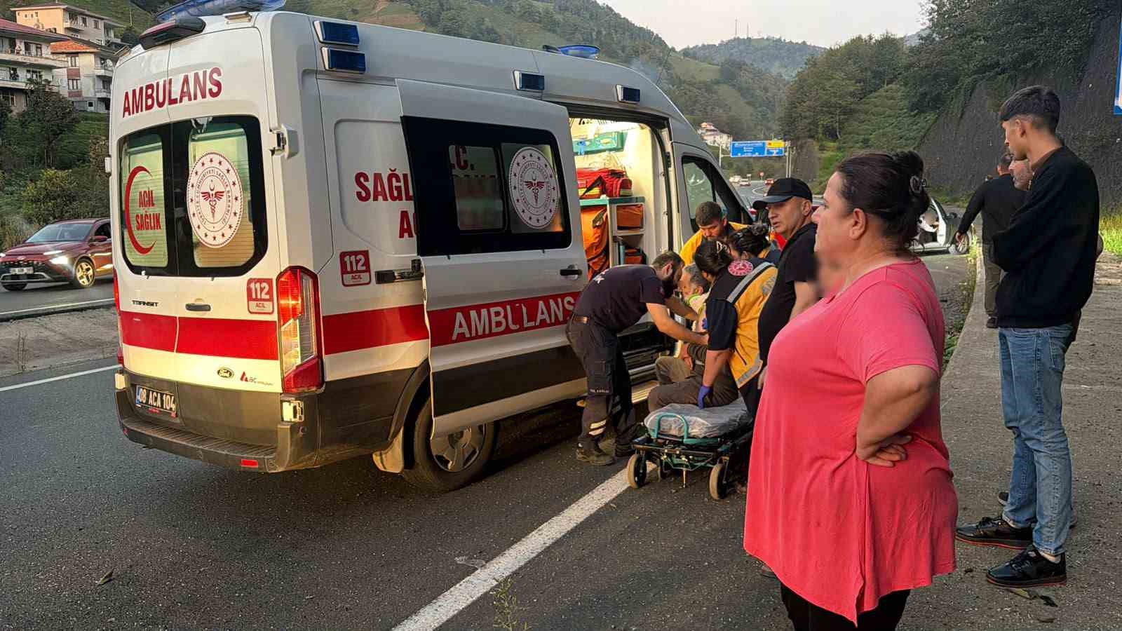 Artvin’de cenaze dönüşü kaza: 2 yaralı