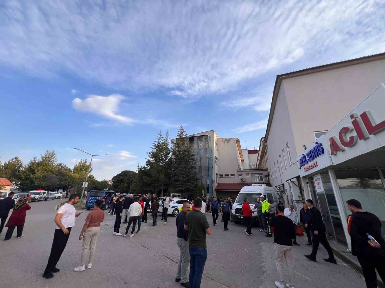 MHP’li milletvekili ve il başkanının konvoyunda kaza: 1 ölü, 4 yaralı