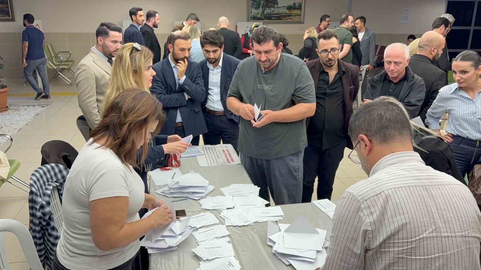Samsun Barosu seçiminde nefes kesen yarış: Başkanlığı Suat Güveli kazandı
