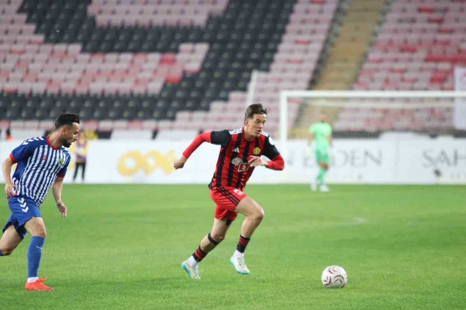 TFF 3. Lig: Eskişehirspor: 1 - Etimesgut Spor: 1