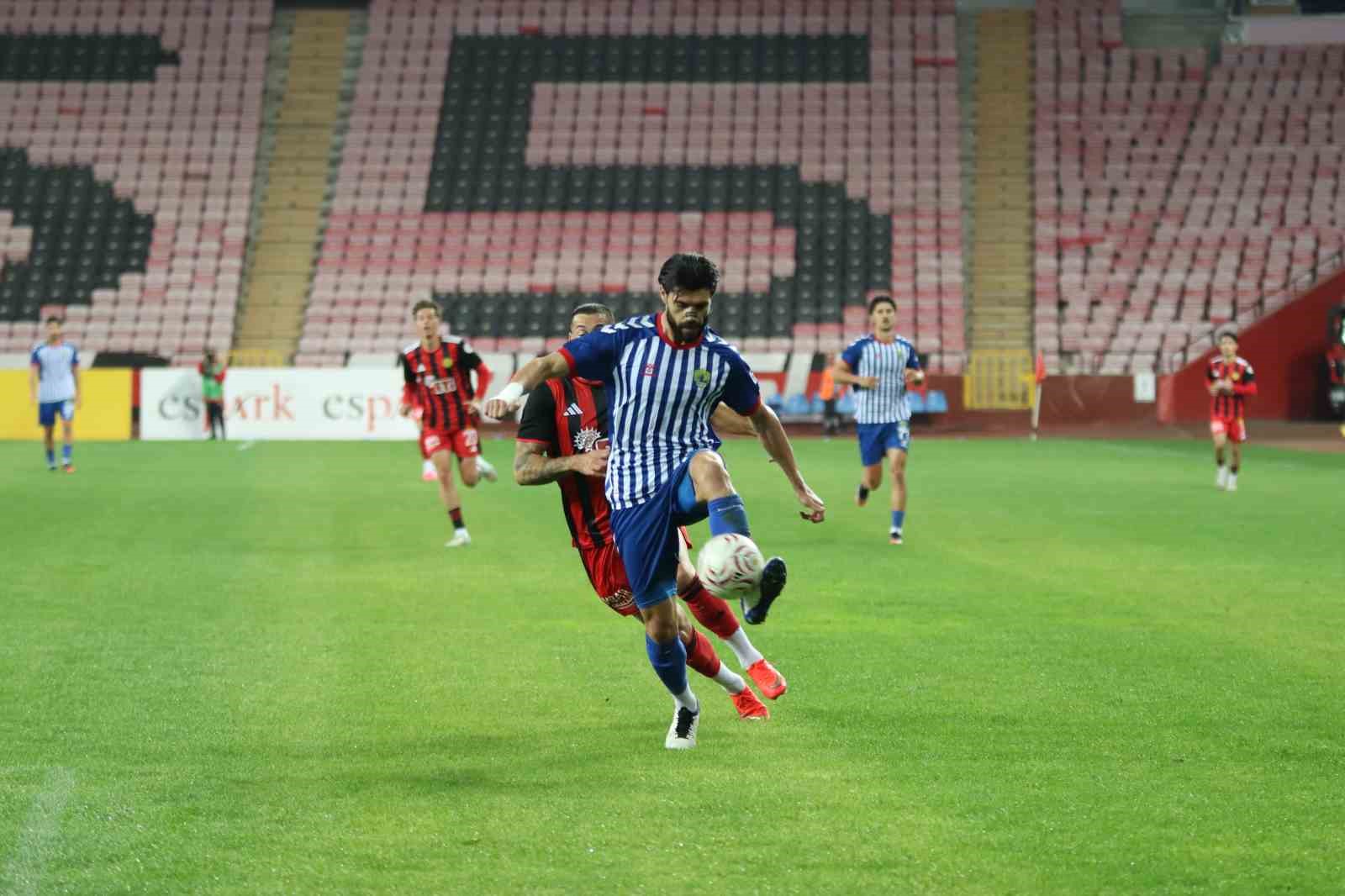 TFF 3. Lig: Eskişehirspor: 1 - Etimesgut Spor: 1