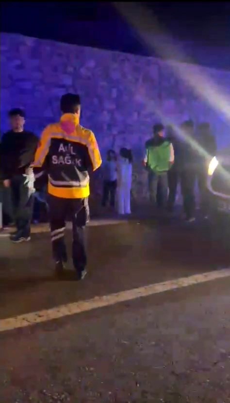 Batman’da minibüs yan yattı: 6 yaralı