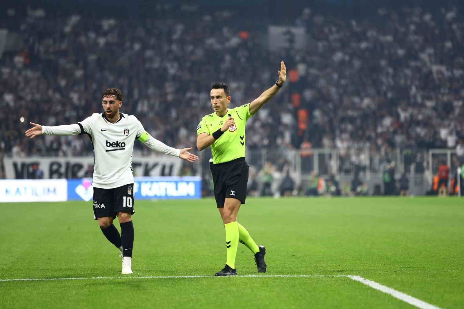 Trendyol Süper Lig: Beşiktaş: 2 - Kocaelispor: 1 (Maç sonucu)