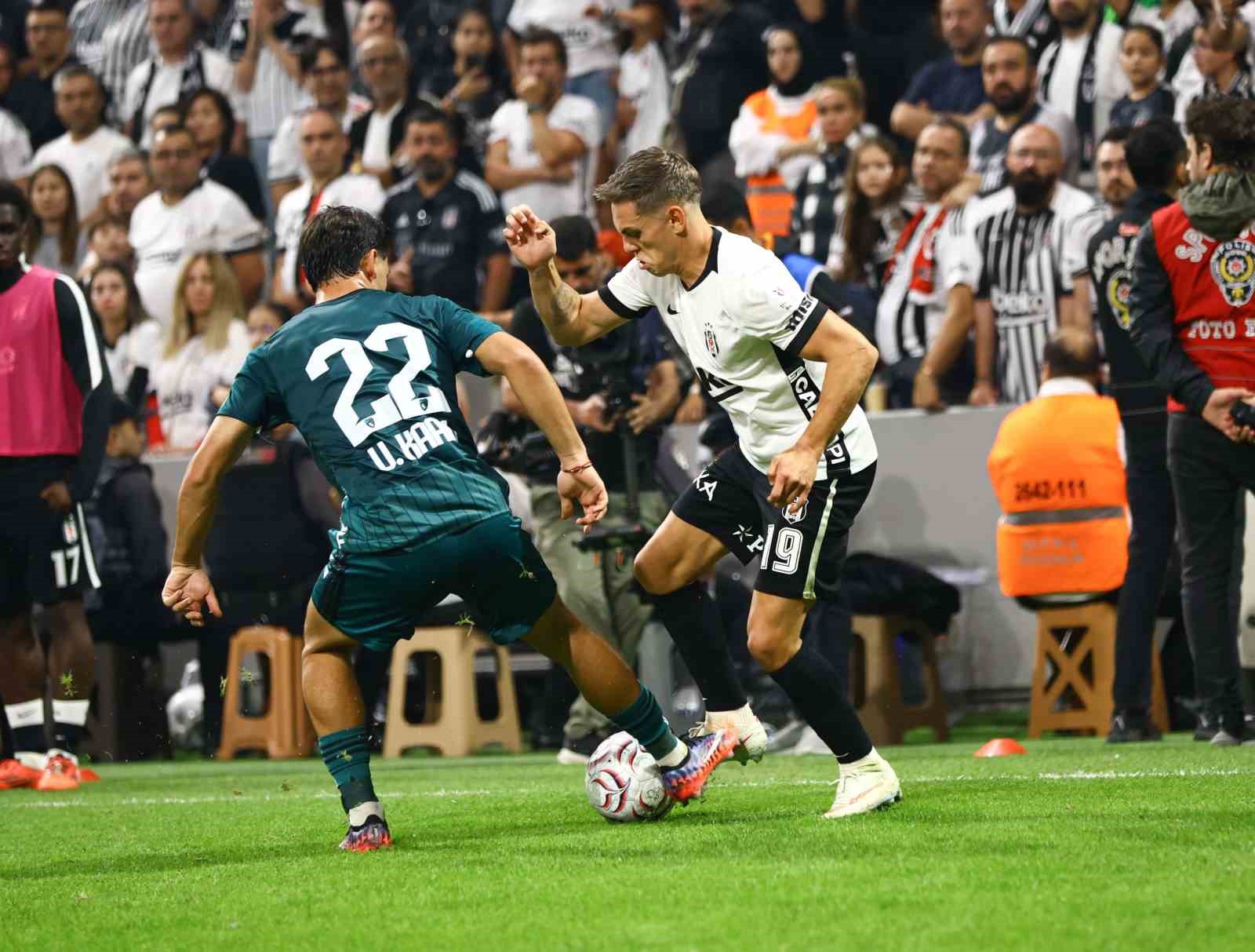 Trendyol Süper Lig: Beşiktaş: 2 - Kocaelispor: 1 (Maç sonucu)