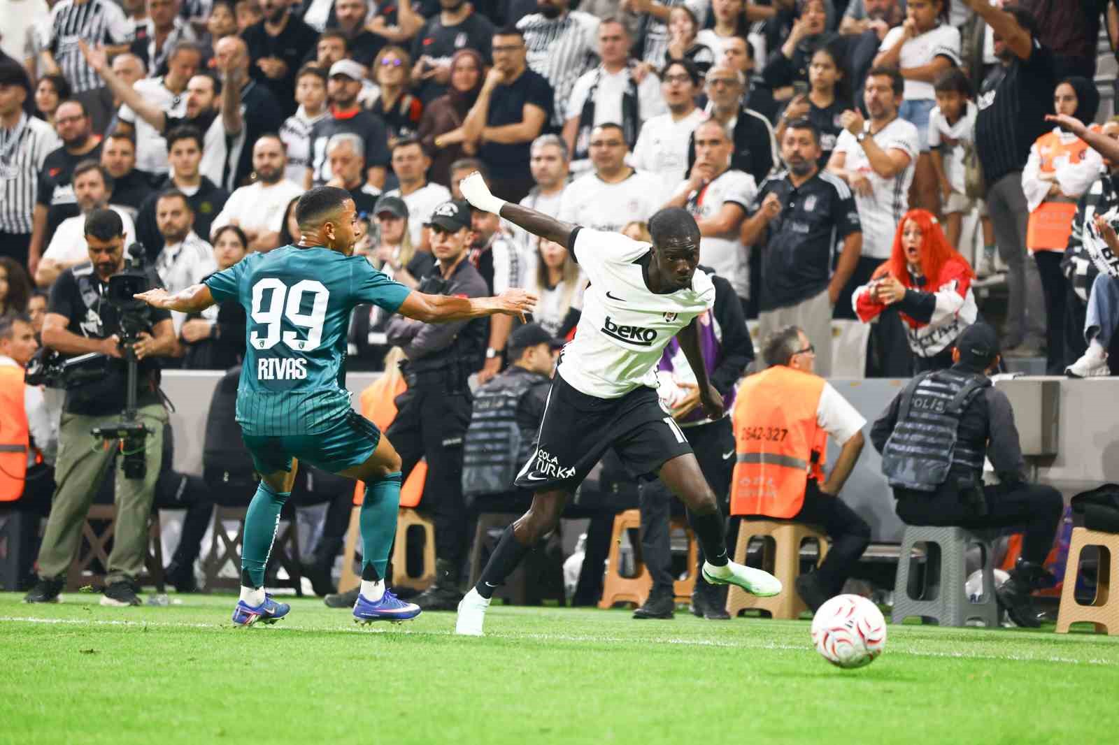 Trendyol Süper Lig: Beşiktaş: 2 - Kocaelispor: 1 (Maç sonucu)