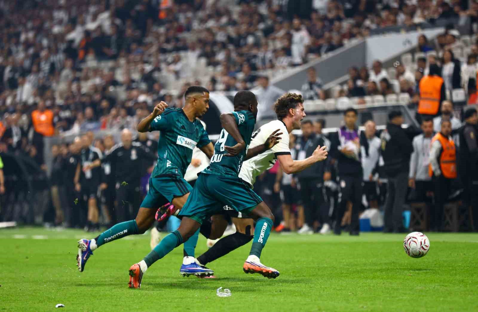 Trendyol Süper Lig: Beşiktaş: 2 - Kocaelispor: 1 (Maç sonucu)