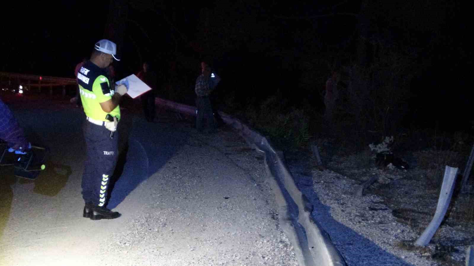 Antalya’da araç 50 metrelik uçuruma yuvarlandı: 2 ölü, 4 yaralı