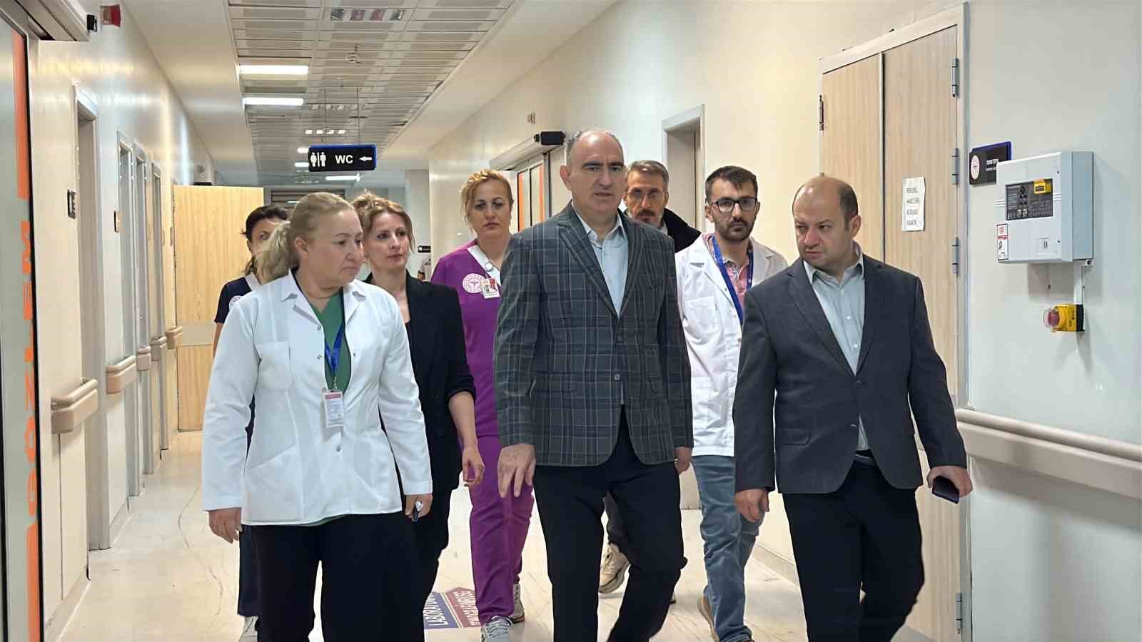 Manisa Valisi Özkan’dan yaralılara ziyaret: 13 kişi taburcu edildi