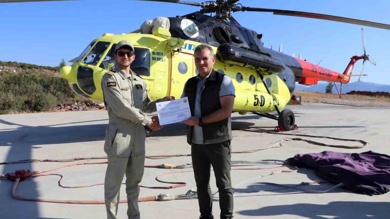 Muğla’da yangınla mücadele eden hava ekiplerine teşekkür belgesi