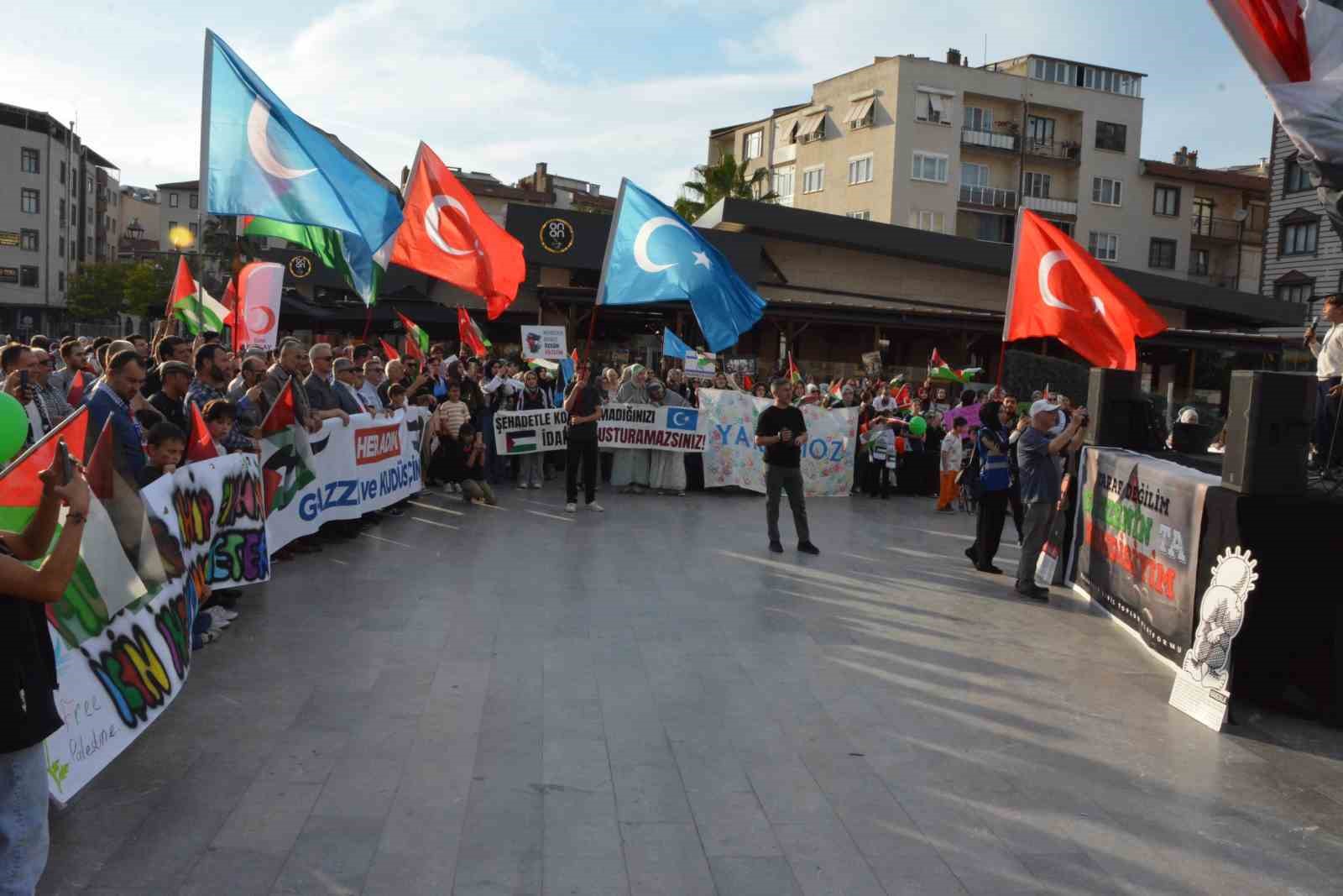 Balıkesir’de Gazze ve Kudüs için yürüyüş düzenlendi