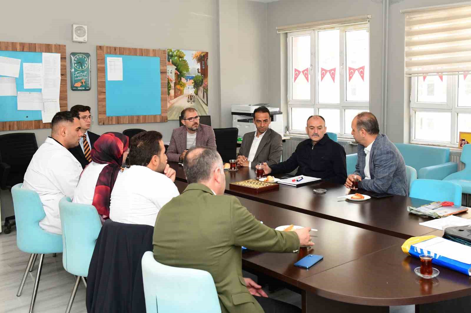 İl Milli Eğitim Müdürü Çandıroğlu’ndan Çatak’a ziyaret