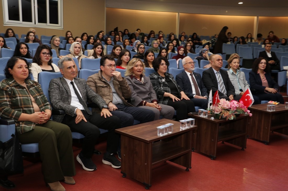 ESOGÜ’de ‘Normal Doğum ve Emzirme Haftası’ etkinliği düzenlendi