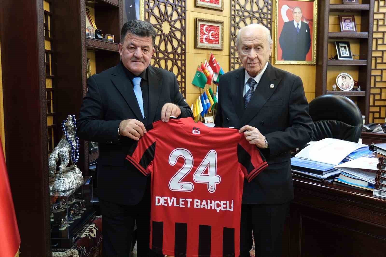 Erzincanspor yönetiminden MHP Genel Başkanı Bahçeli’ye ziyaret