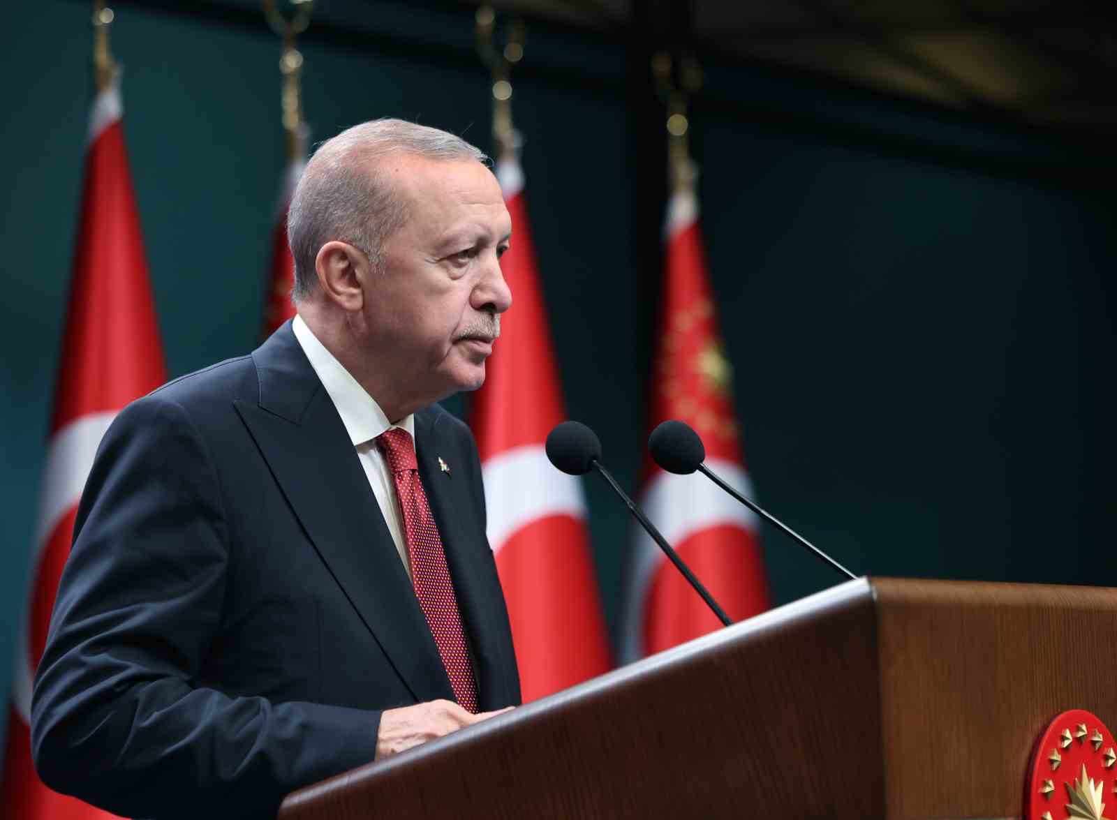 Cumhurbaşkanı Erdoğan: "(Fon meselesi) Kanun Teklifinin meclisimizden geçmesiyle birlikte Ekim ayı içinde 1 milyon liraya kadar anapara ödemelerine başlanacak"