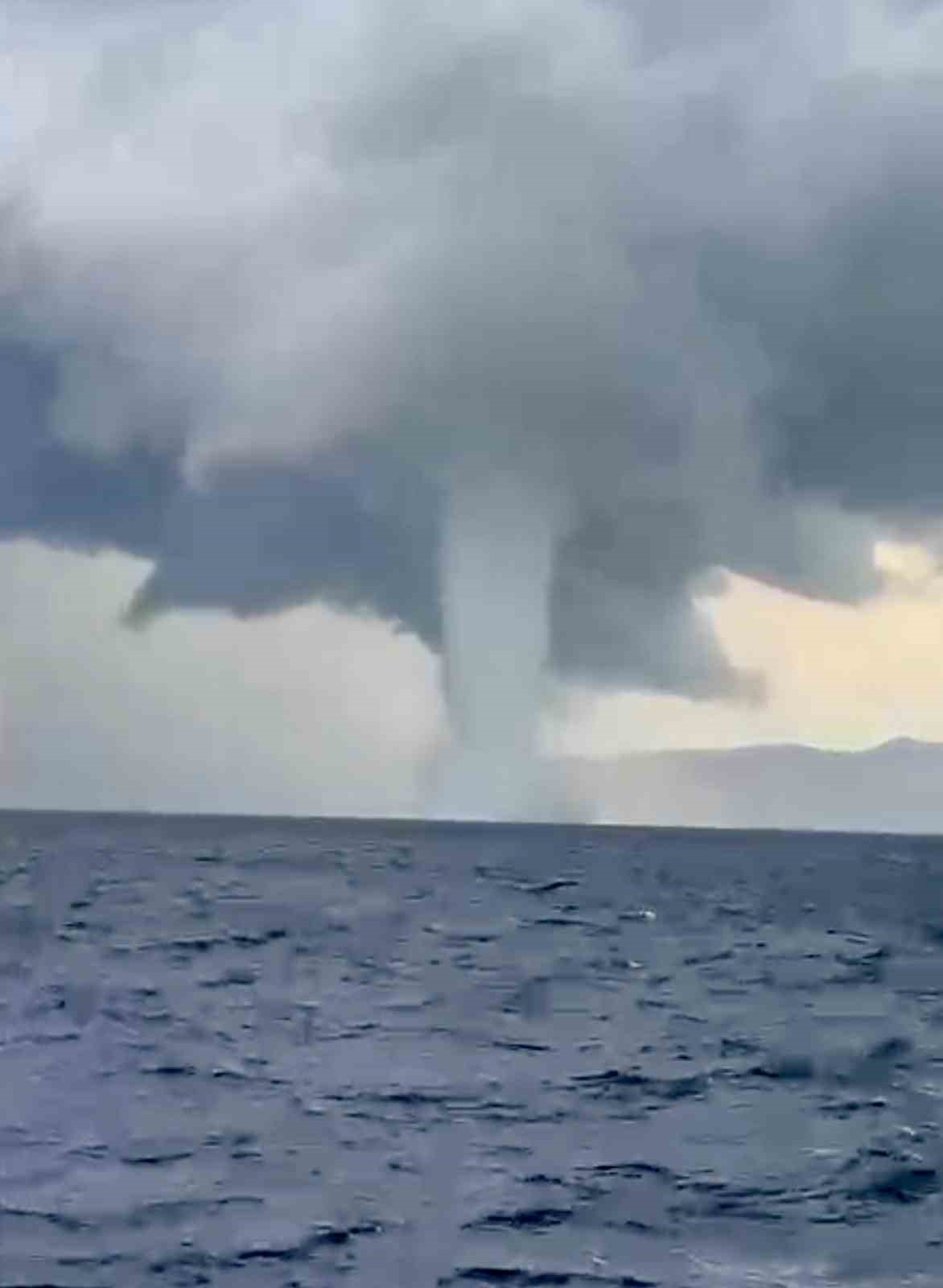 Bodrum açıklarında dev hortum çıktı