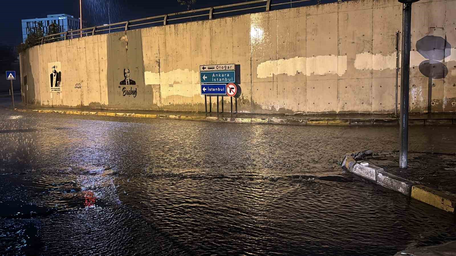 Bolu’da alt geçitler göle döndü