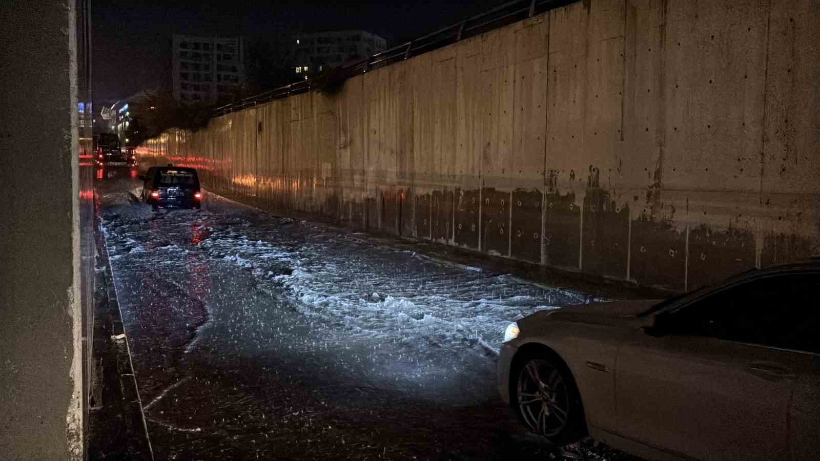Bolu’da alt geçitler göle döndü