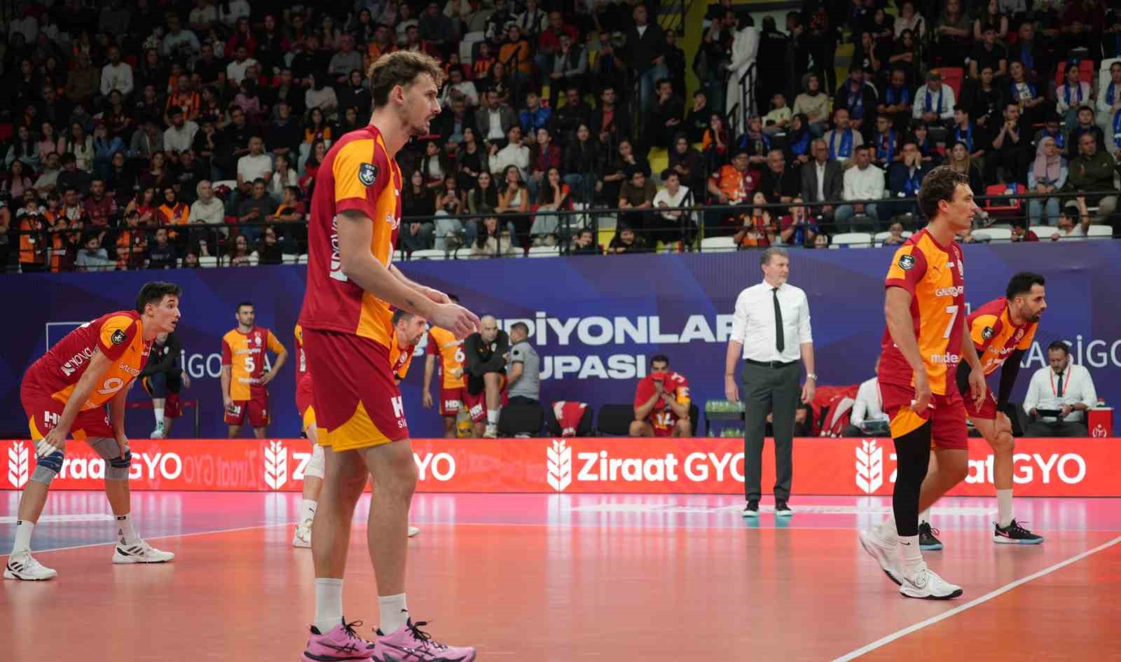 Voleybolda Şampiyonlar Kupası’nı kazanan Galatasaray, 7 yıl sonra kupa sevinci yaşadı