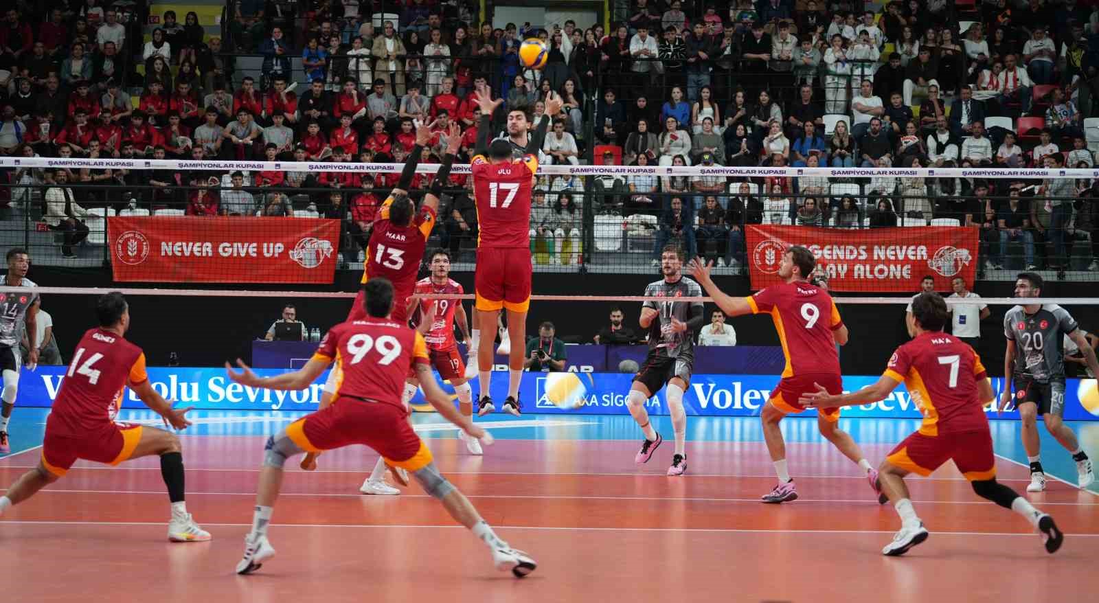Voleybolda Şampiyonlar Kupası’nı kazanan Galatasaray, 7 yıl sonra kupa sevinci yaşadı