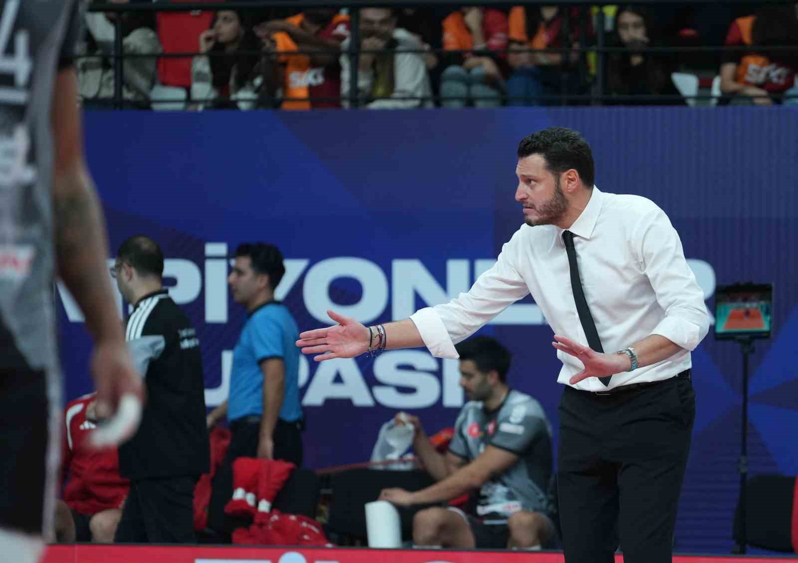Voleybolda Şampiyonlar Kupası’nı kazanan Galatasaray, 7 yıl sonra kupa sevinci yaşadı