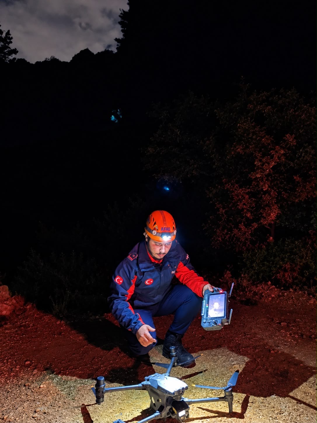 Yalova’da kestane toplarken kaybolan vatandaş dronla bulundu