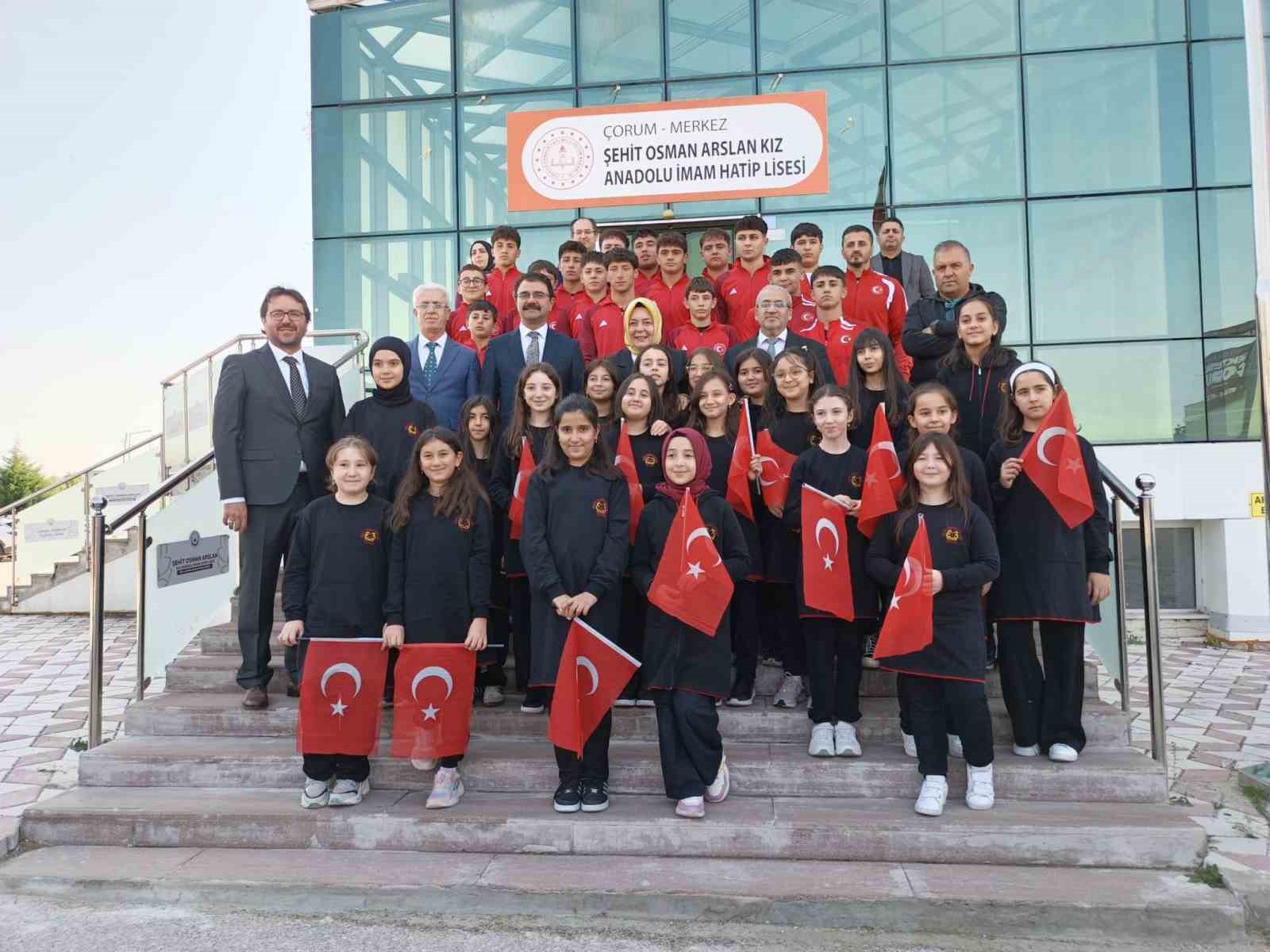 Bakan Yardımcısı Ökten, Çorum’da eğitim yöneticileriyle buluştu