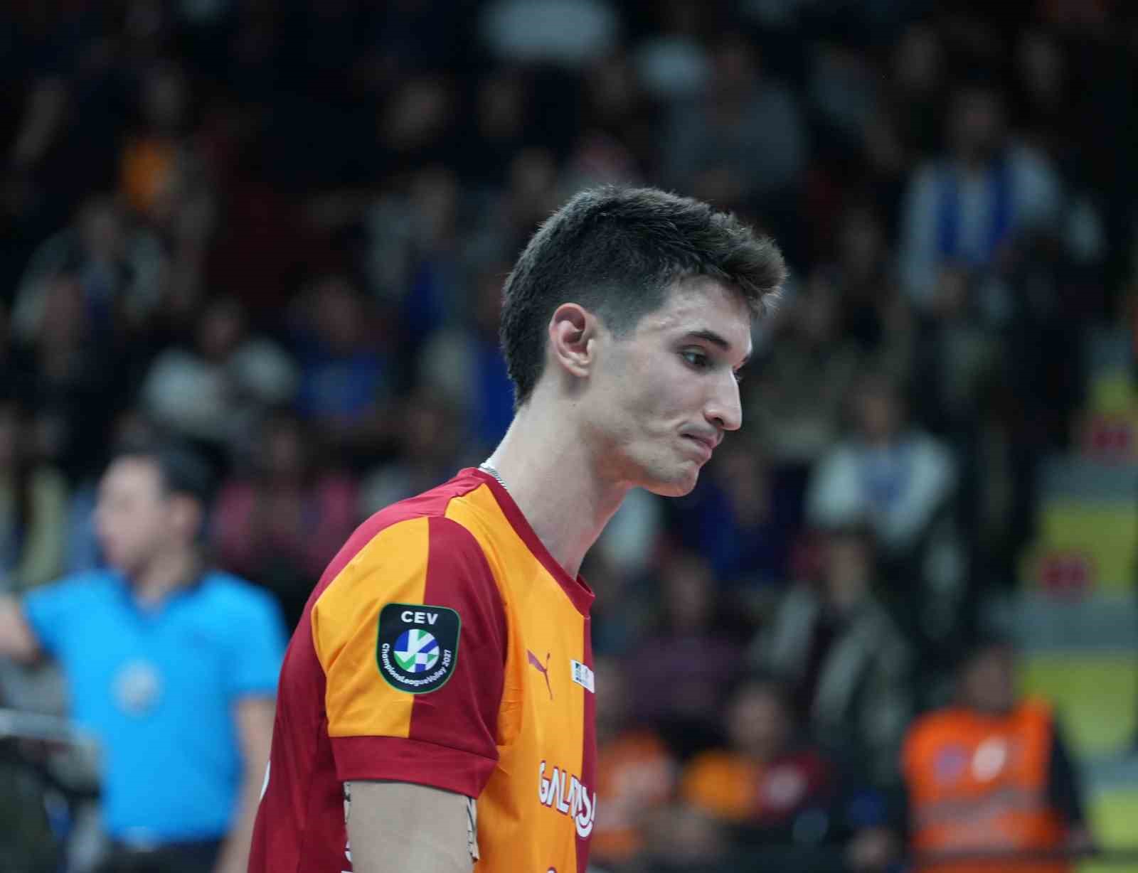 Galatasaraylı voleybolculardan şampiyonluk mesajı: "Bunlar daha başlangıç"