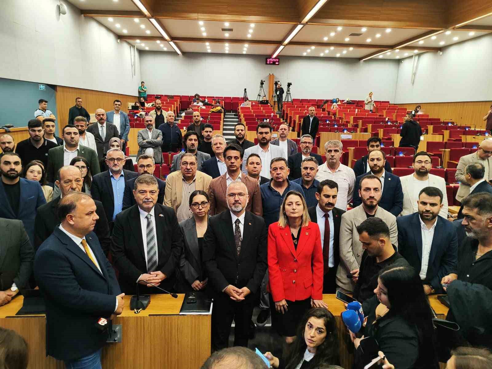 AK Partili Yıldız: "Tek gündemimiz İzmir’in sorunlarının çözümü"