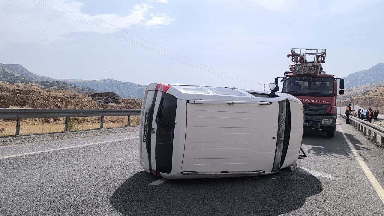 Batman’da sürücü, takla atan otomobilden burnu bile kanamadan çıktı