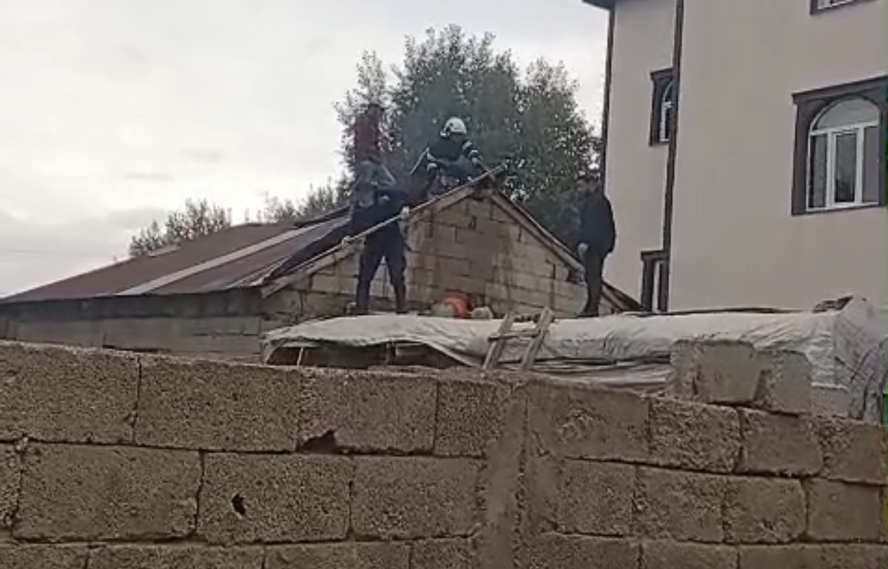 Yüksekova’da tandır evinde çıkan yangın söndürüldü