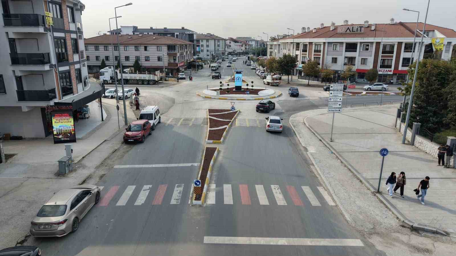 Düzce şehir merkezinde trafik akışına düzen geldi