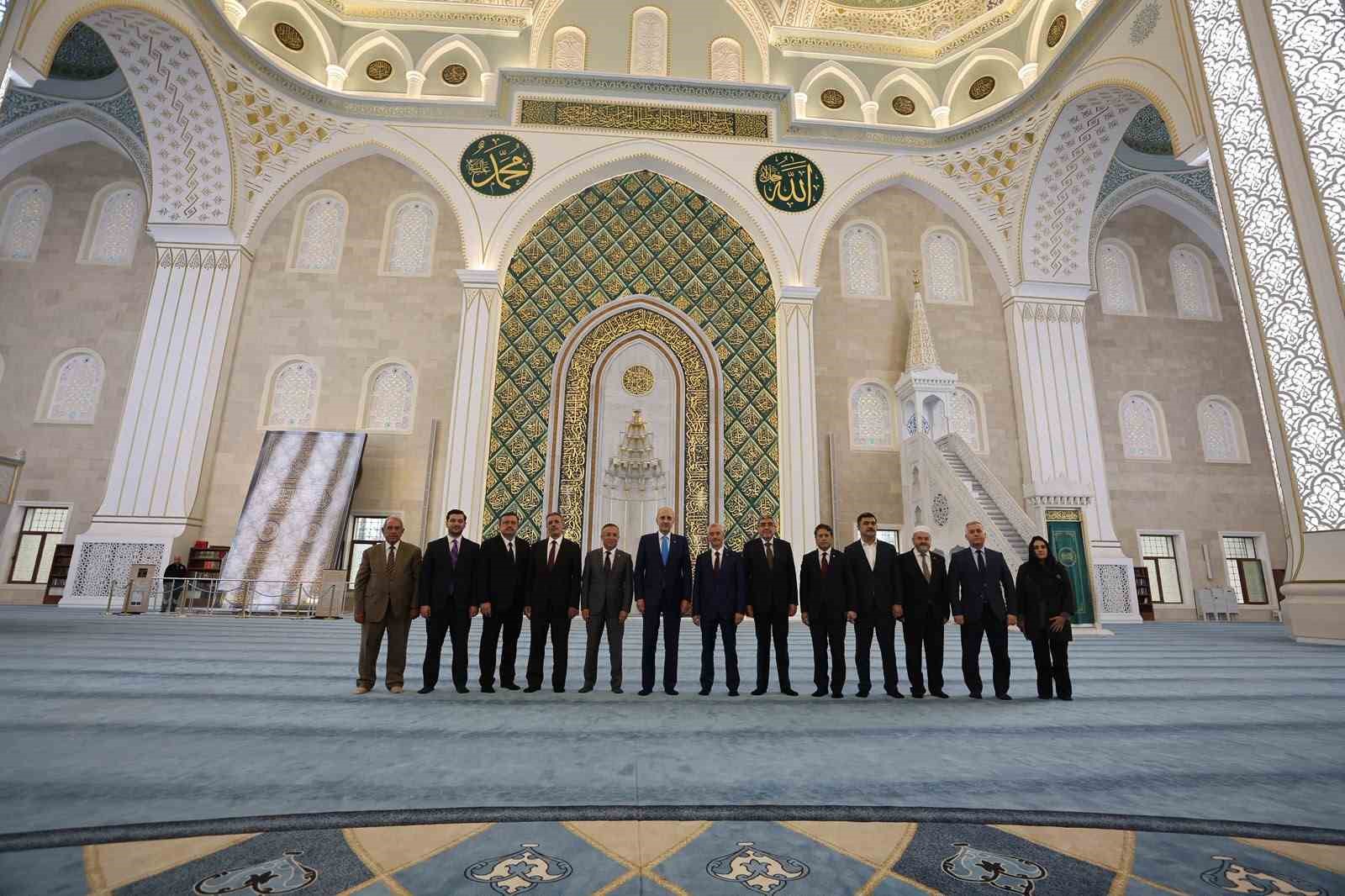 TBMM Başkanı Numan Kurtulmuş Şahinbey Millet Camii’ni ziyaret etti