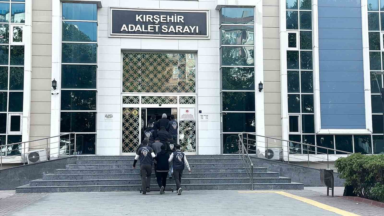 1.3 milyar TL’lik işlem hacmi bulunan soruşturmada 12 tutuklama