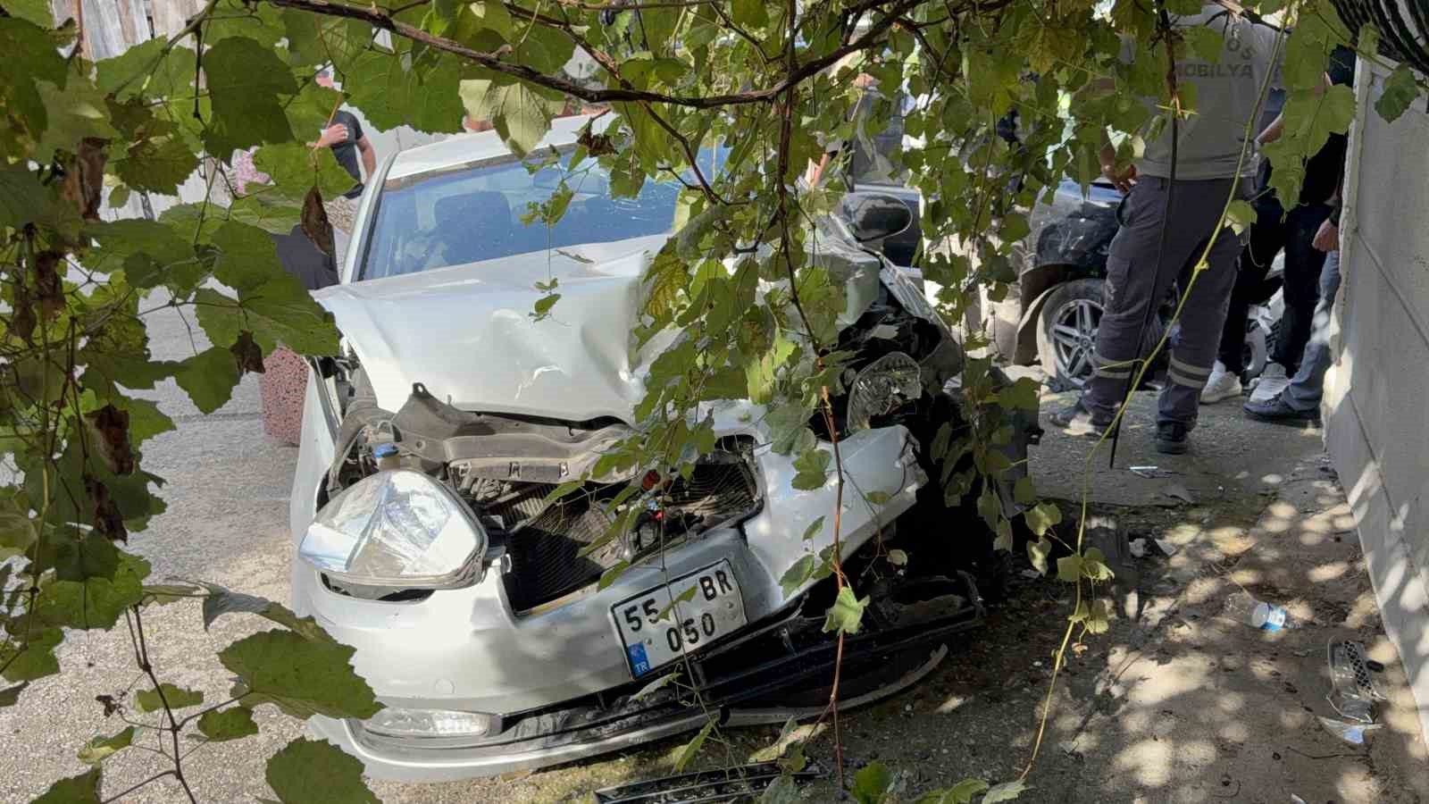 Samsun’da 4 araçlı zincirleme kaza