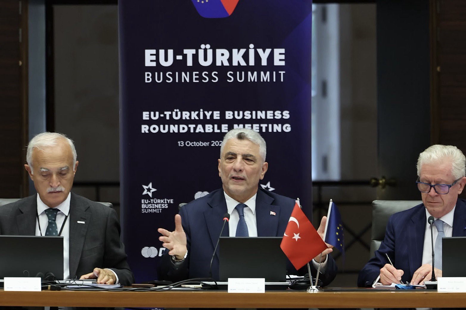 Ticaret Bakanı Bolat Belçika’da