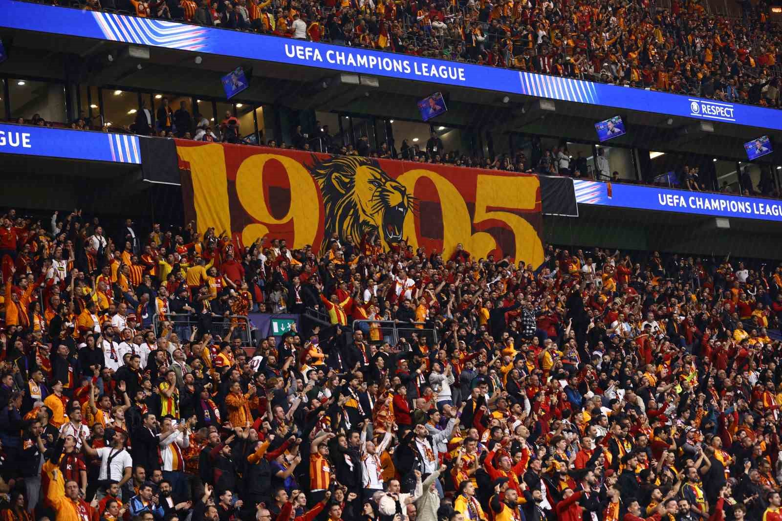 UEFA Şampiyonlar Ligi: Galatasaray: 0 - Barcelona: 0 (Maç devam ediyor)