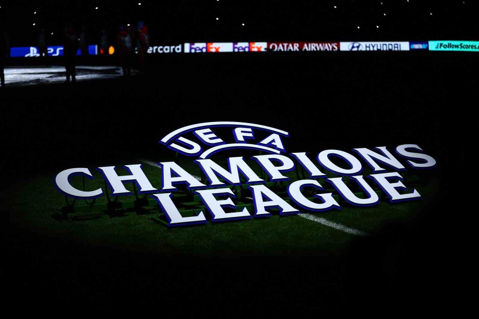 UEFA Şampiyonlar Ligi: Galatasaray: 0 - Barcelona: 0 (Maç devam ediyor)
