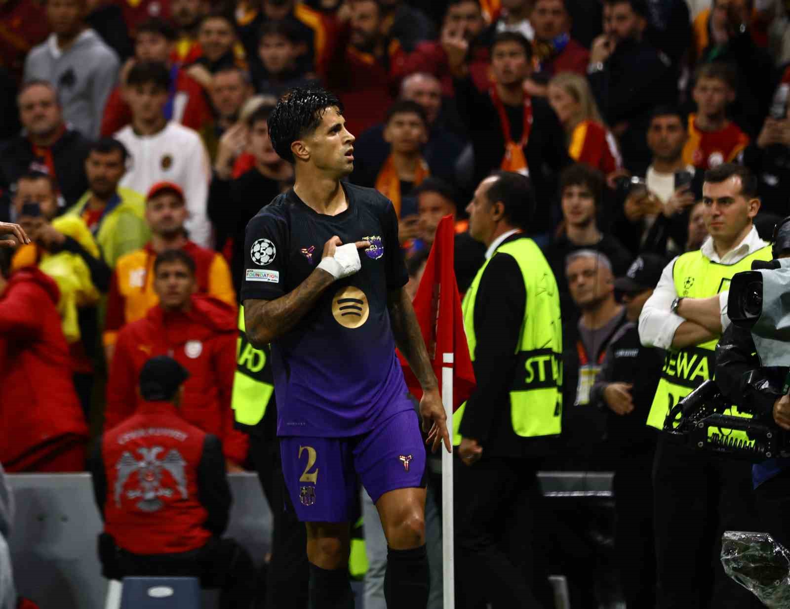 UEFA Şampiyonlar Ligi: Galatasaray: 1 - Barcelona: 1 (İlk yarı)